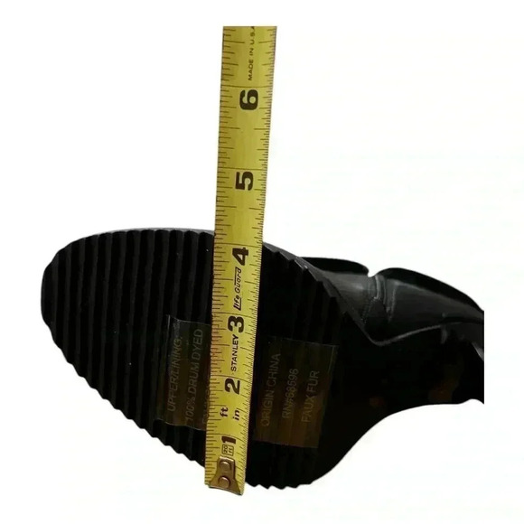 🆕DKNY “SONYA” Black Fur-Trimmed High Heel Ankle Boots. NWT - Picture 6 of 10